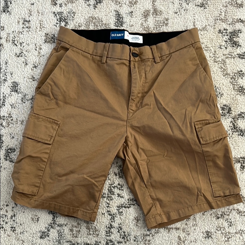 Old Navy men’s ultimate tech cargo built-in flex khaki shorts size 30
